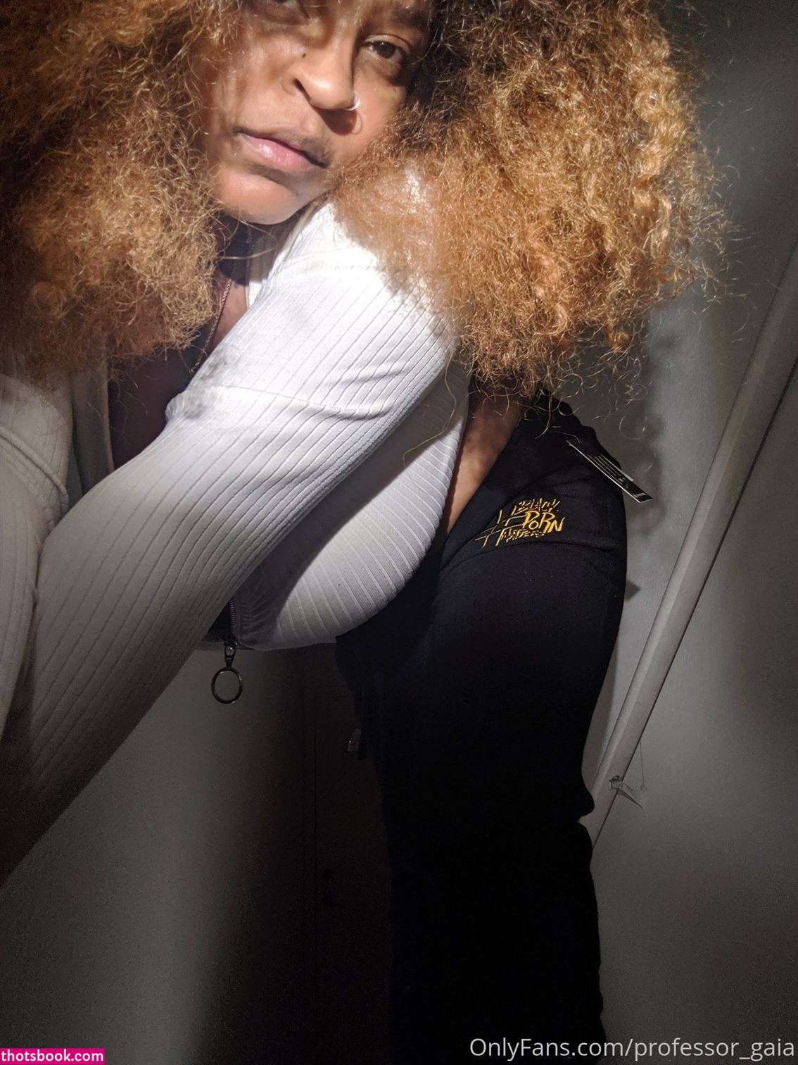 Professor Gaia Photo #63