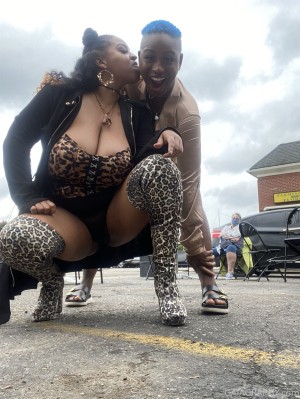 Professor Gaia Photo #131