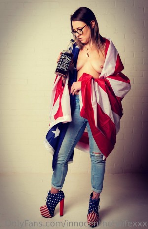 Innocenthotwifexxx Photo #27