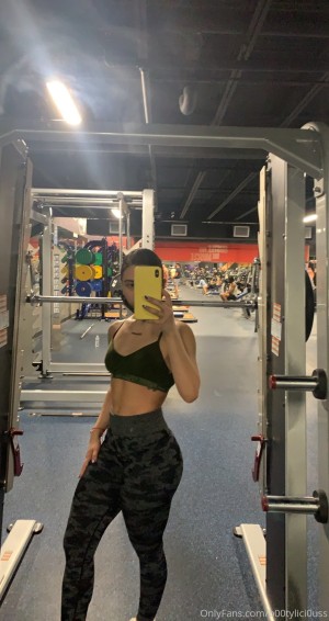 bigboootyari Photo #23