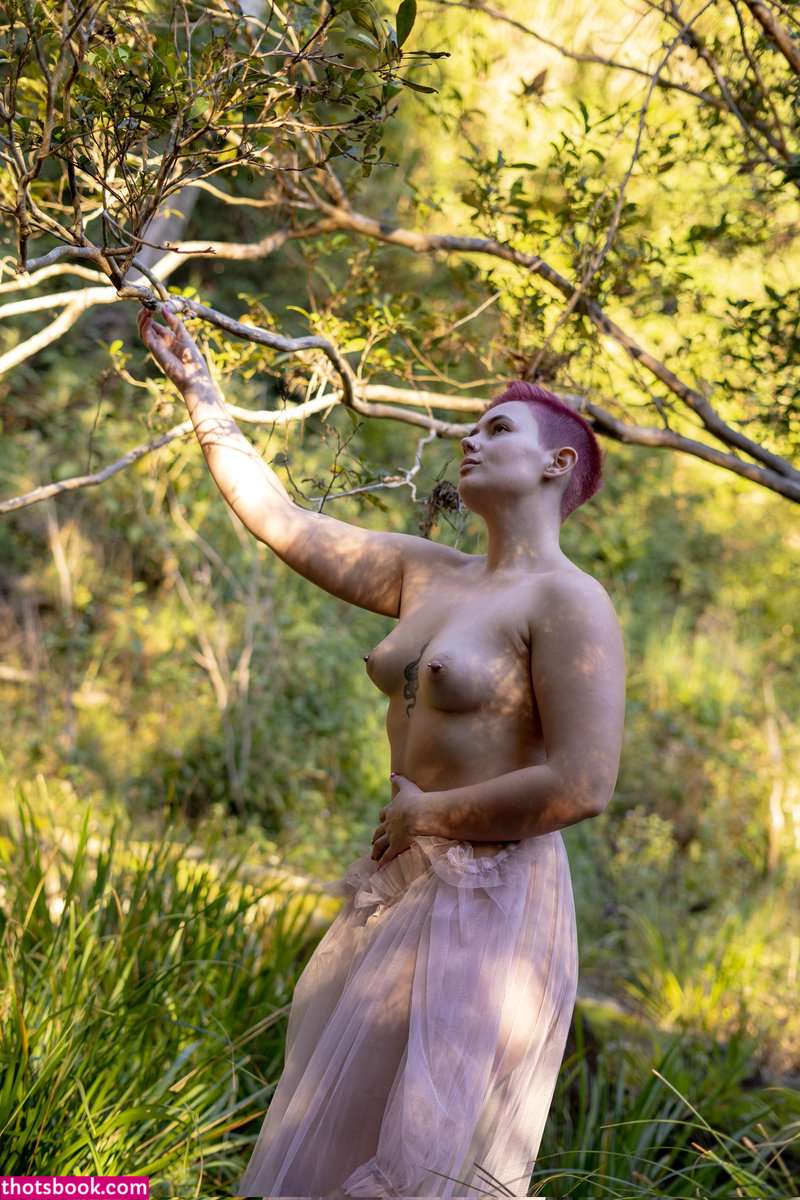 kitthebeefcake Photo #25