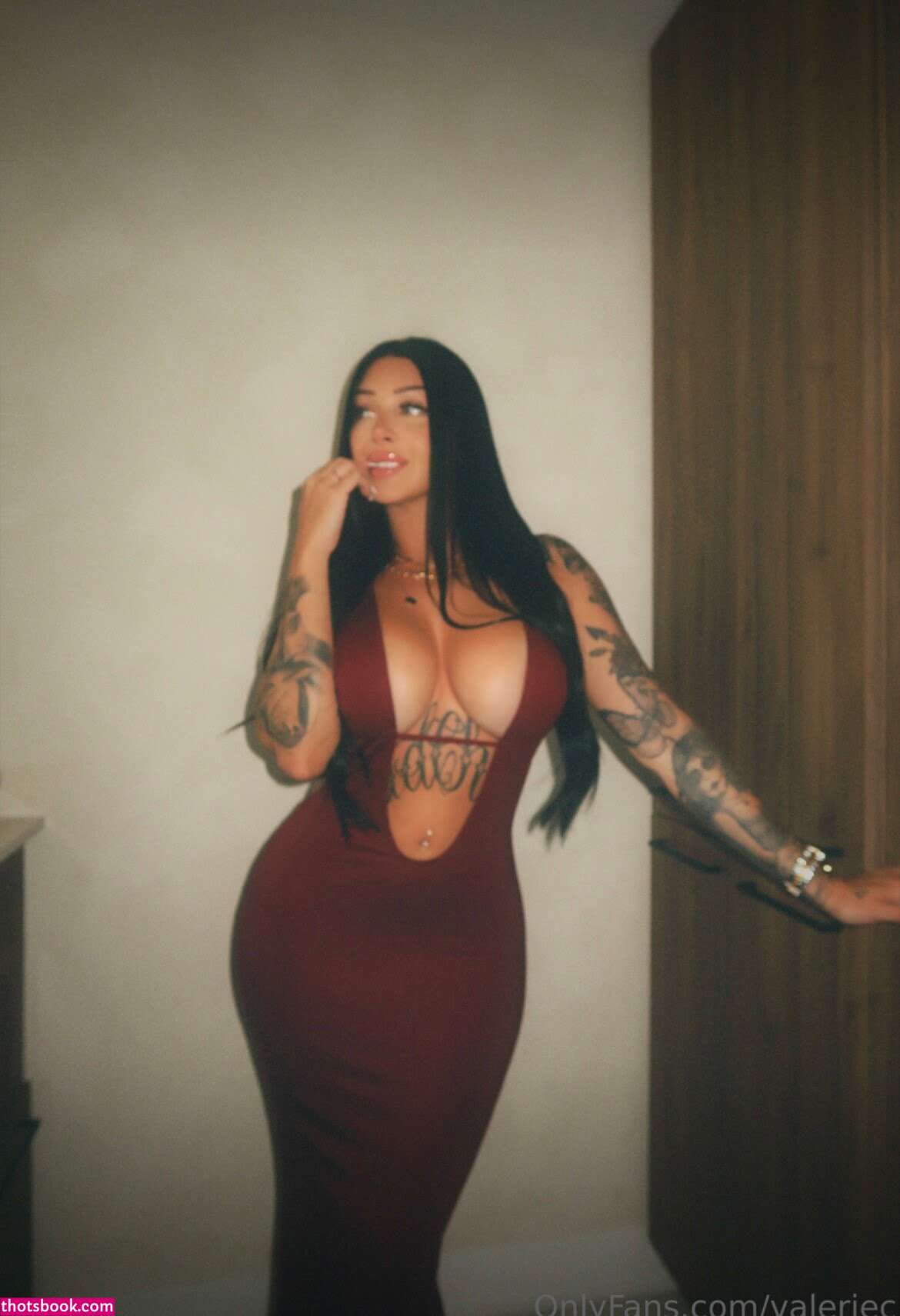 Valerie Cossette Photo #3