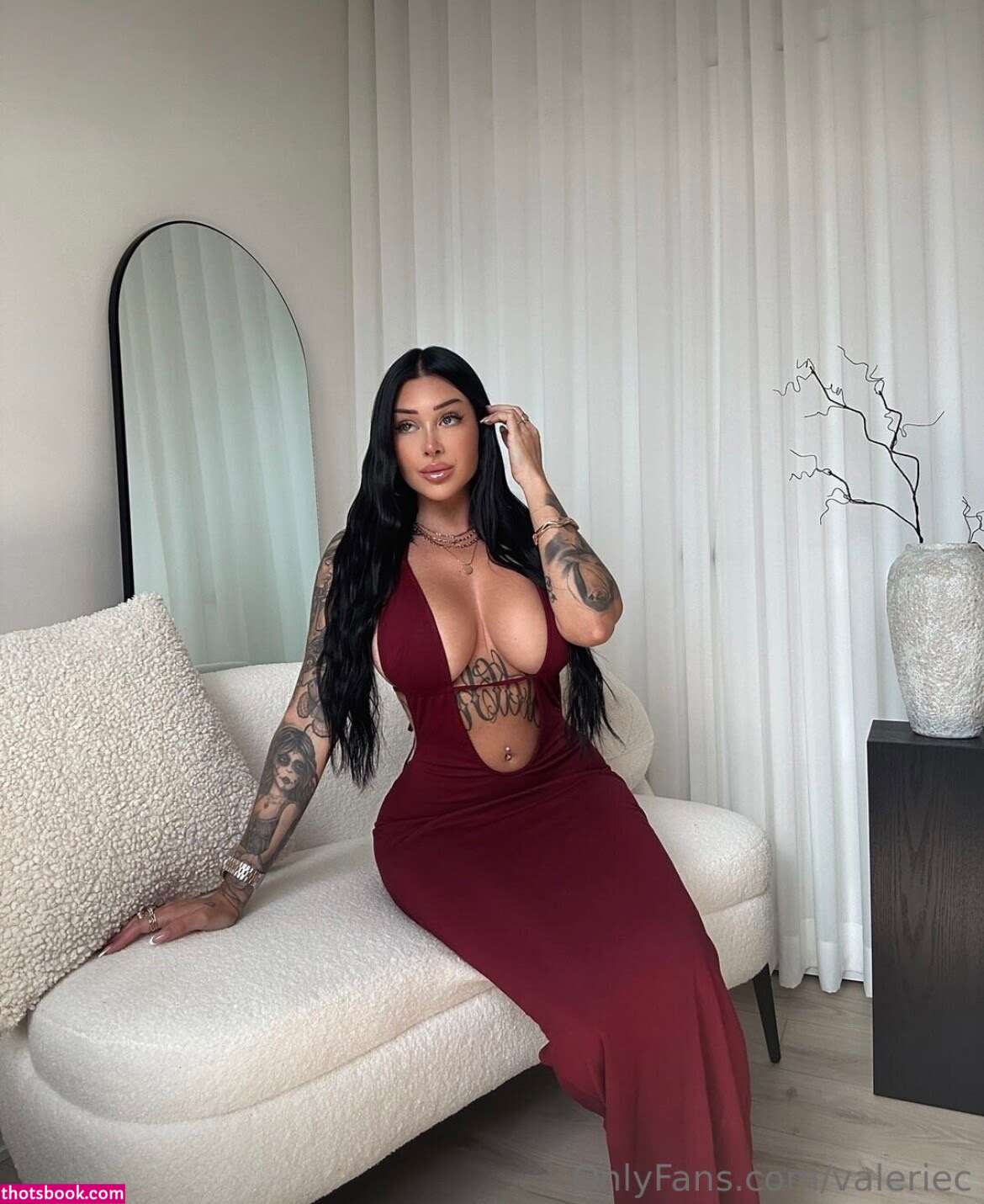 Valerie Cossette Photo #8