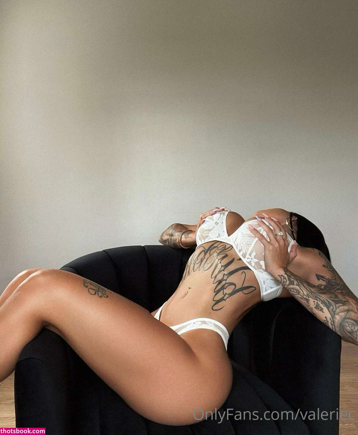 Valerie Cossette Photo #101