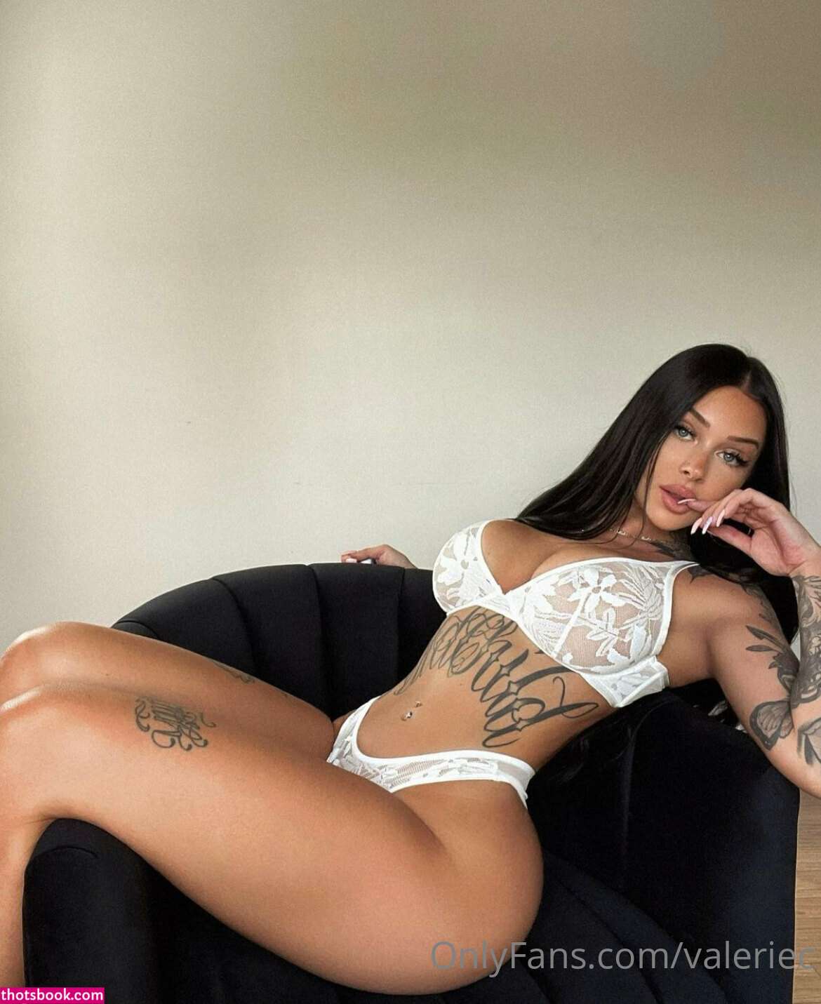 Valerie Cossette Photo #113