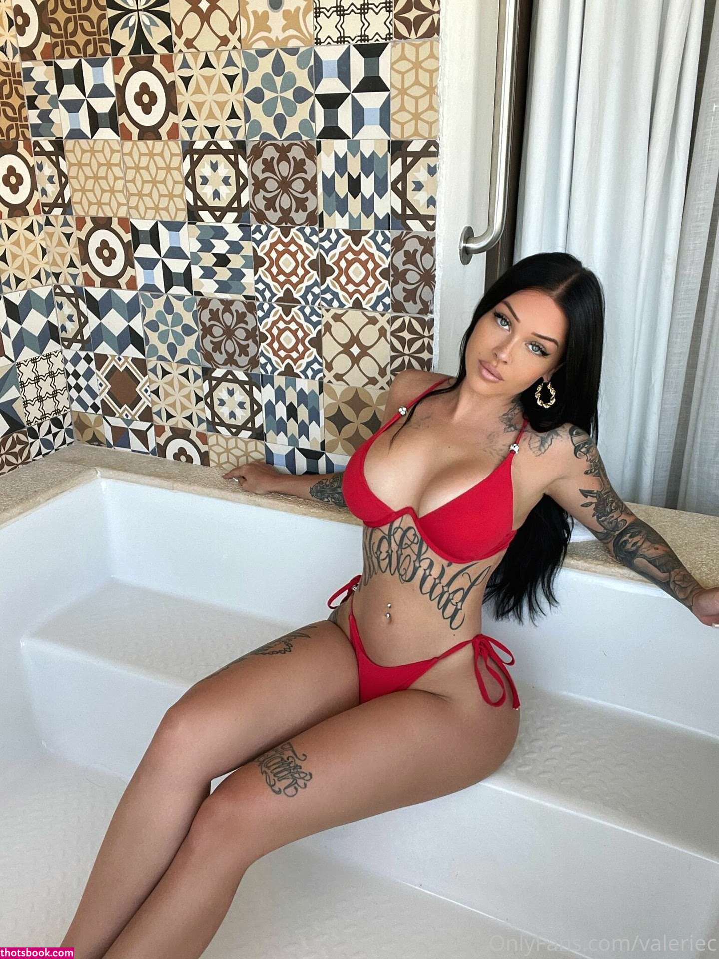 Valerie Cossette Photo #156