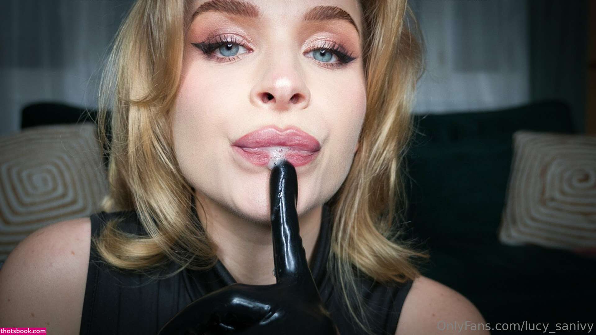 Lucy Sanivy Photo #96