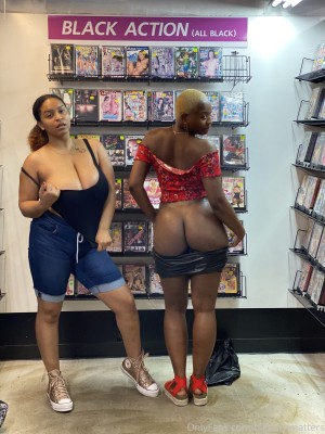 Professor Gaia Photo #153