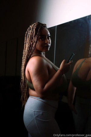 Professor Gaia Photo #199