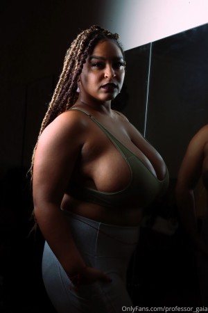 Professor Gaia Photo #211