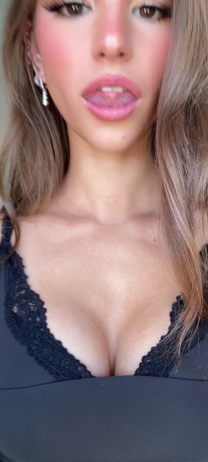 Brooke Monk Post #22