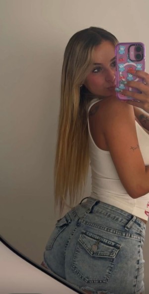 Kaitlyn Krems Photo #657