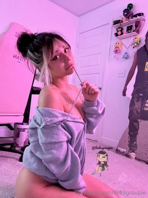 Linksgroupie Photo #314