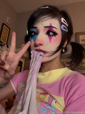 selkiewoah Photo #121