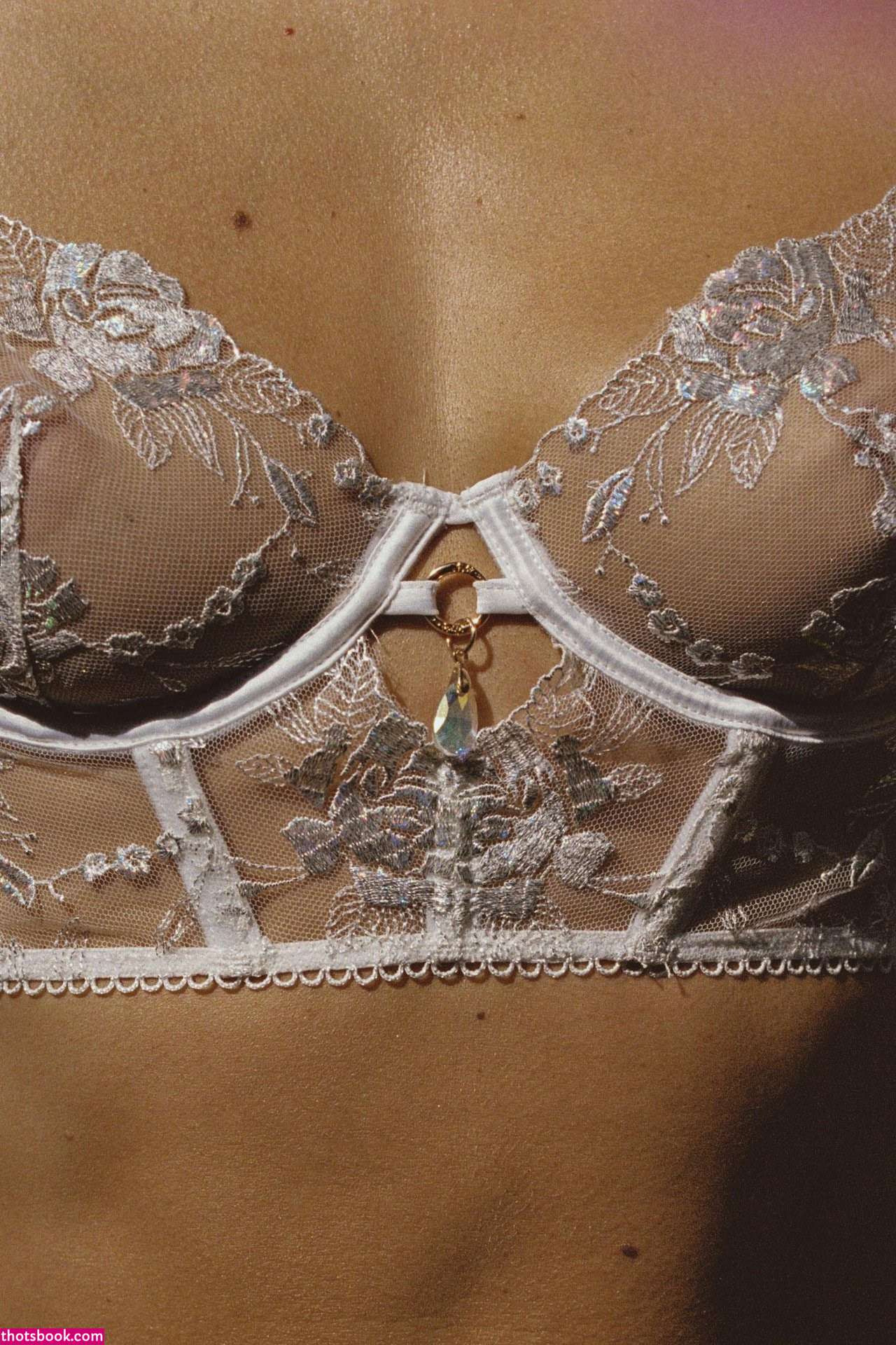 Josephine Skriver Photo #381