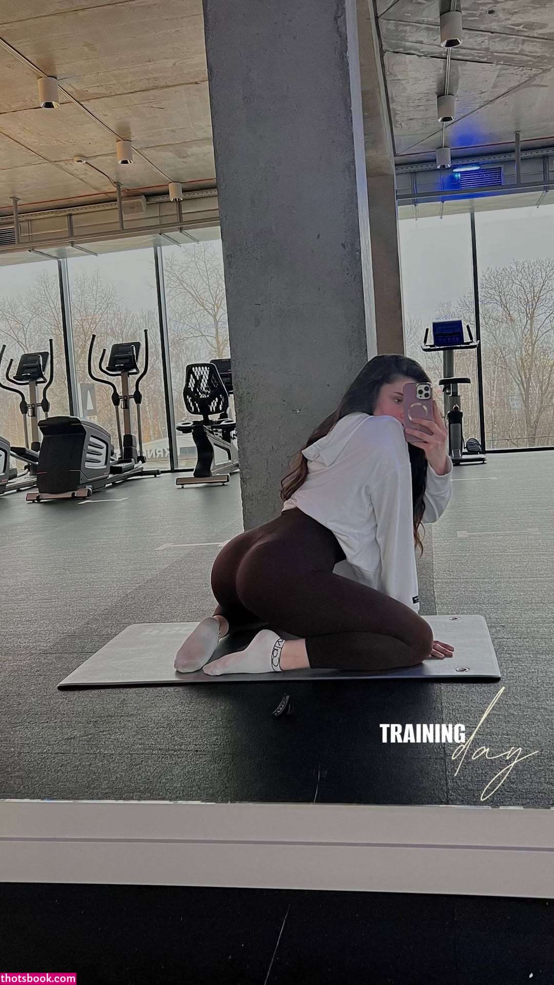 Julia Psuik Photo #17