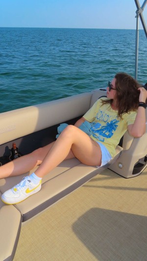 Pineapplebrat Photo #284