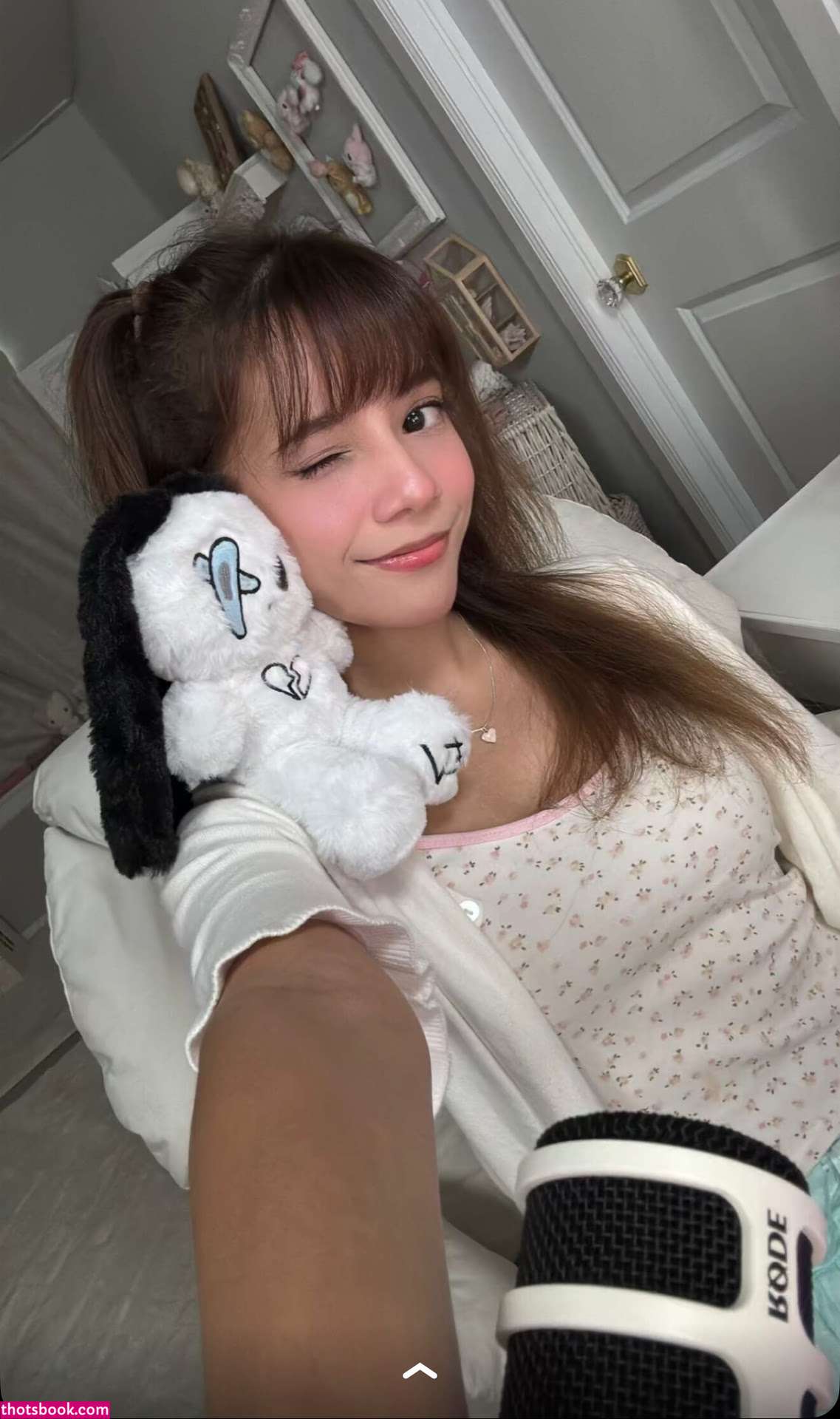 Eeveenara Photo #110