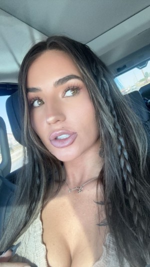 Skylyn Beaty Photo #46