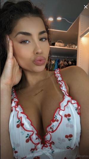 Thalia Matos Photo #151