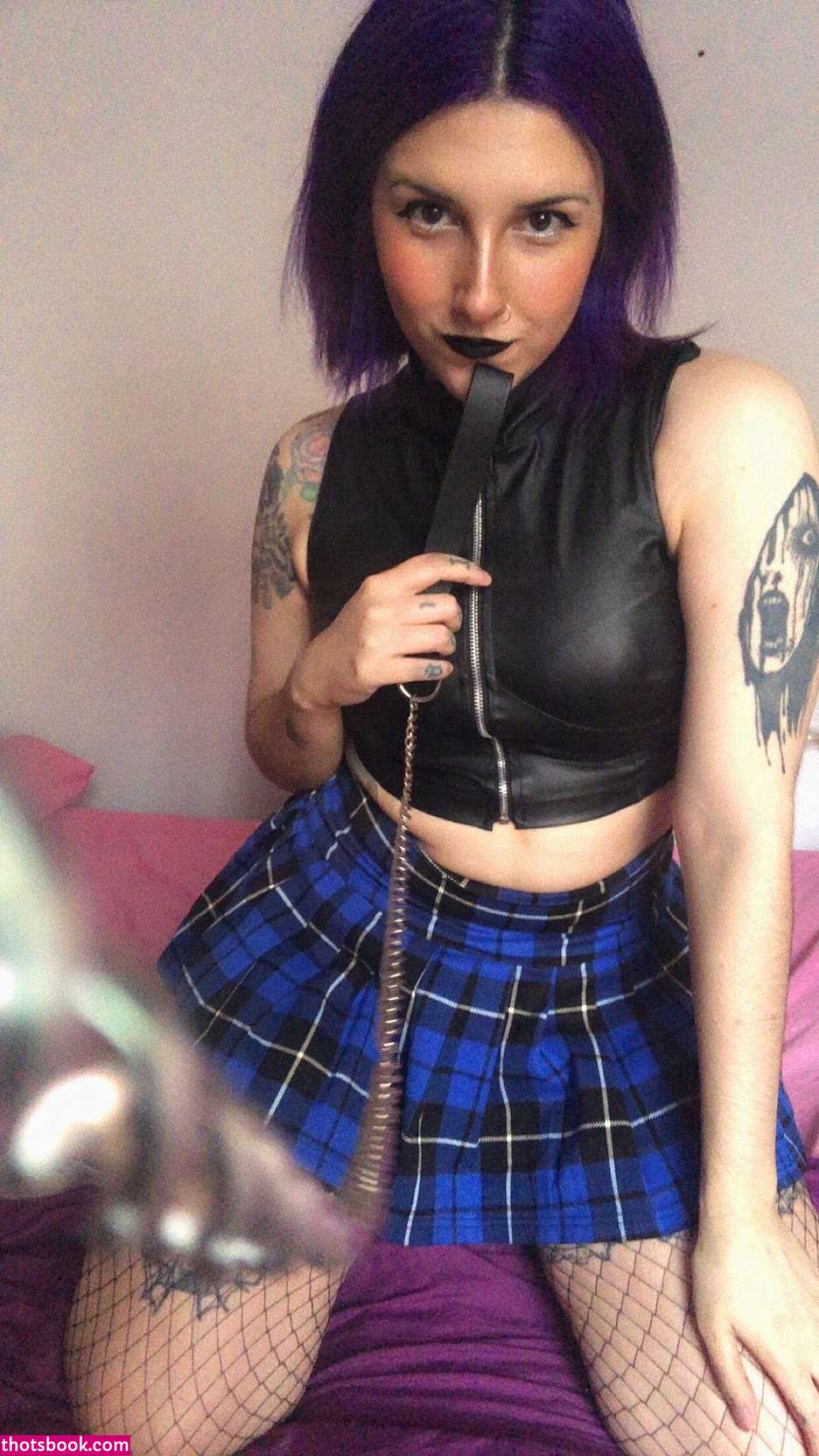 Darkdeepviolet Photo #30