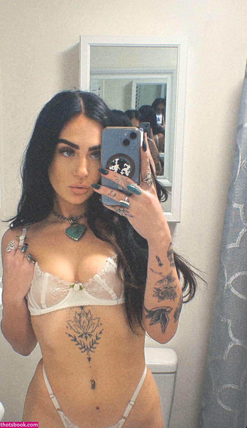 Gypsyxxfeet Photo #7