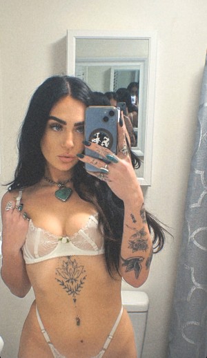 Gypsyxxfeet Photo #7