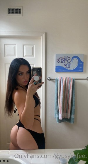 Gypsyxxfeet Photo #42