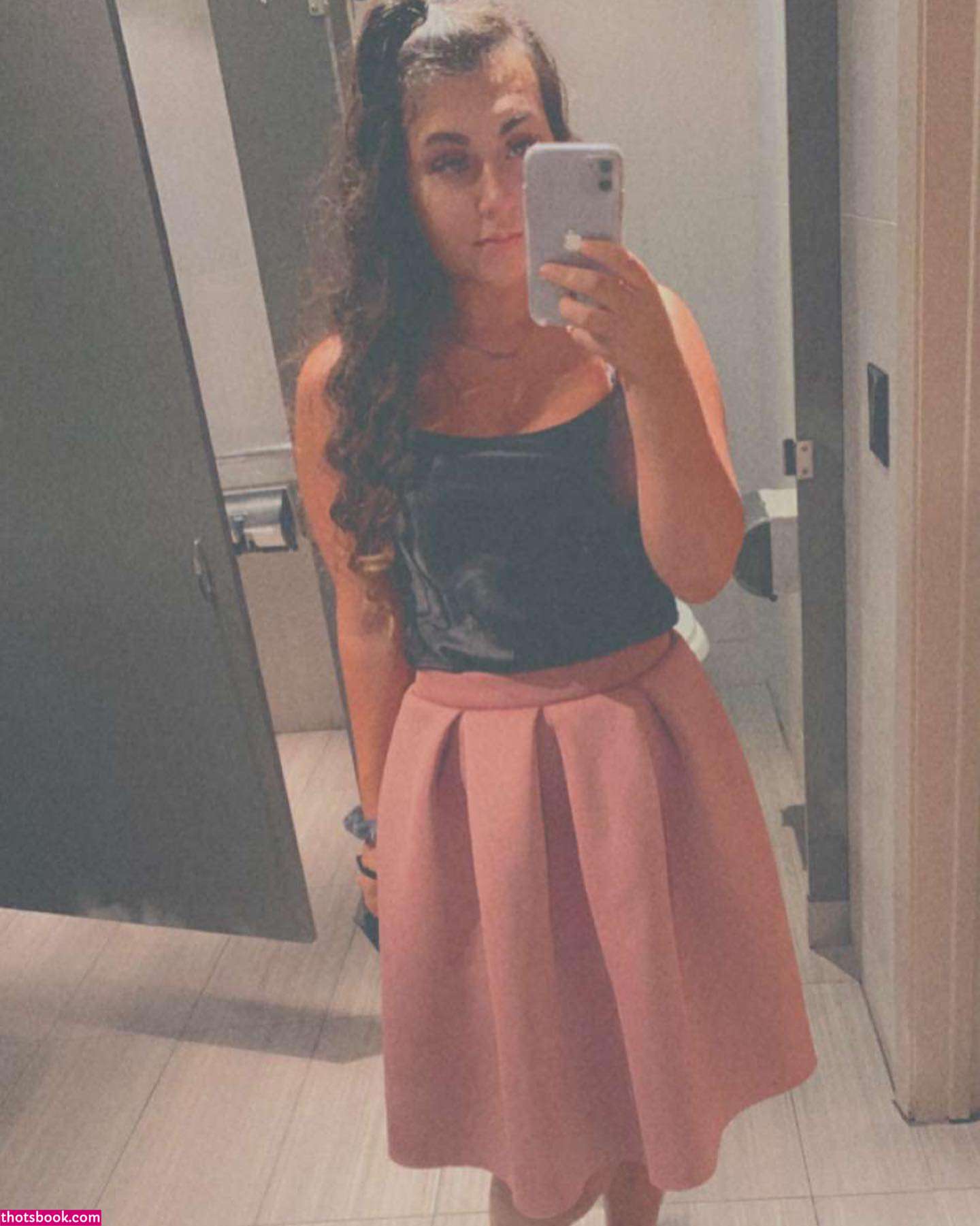 Joanna Keefe Photo #21