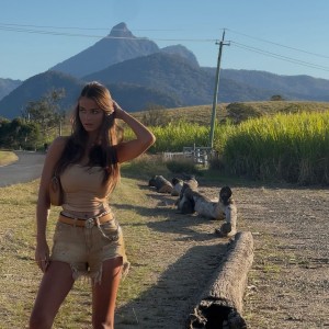 Chloe Campbell Photo #59