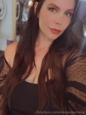 Misspookems Photo #1