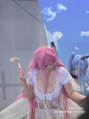 Takomayuyi Photo #179