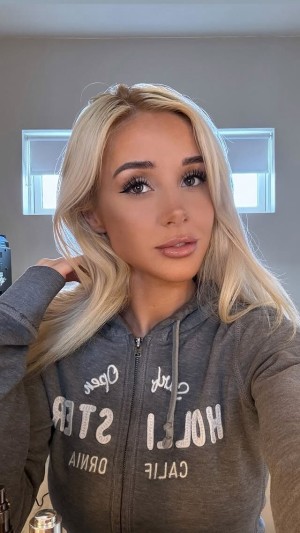 Brynhildurgunnlaugs Photo #30