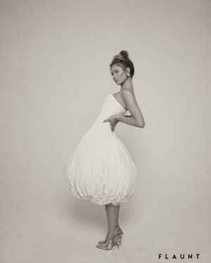 Josie Canseco Photo #2