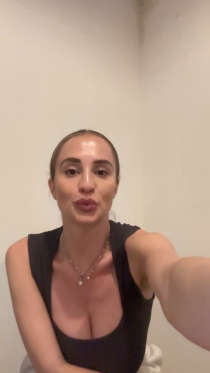 Maria Arreghini Photo #5