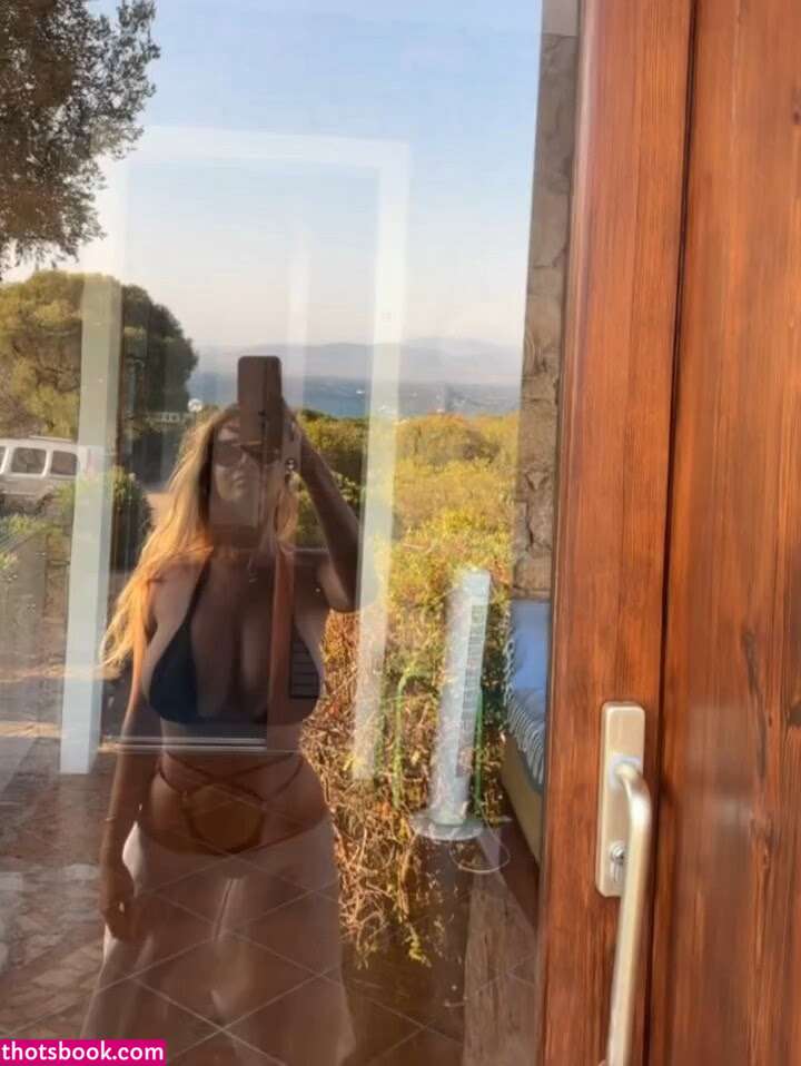 Maria Arreghini Photo #36