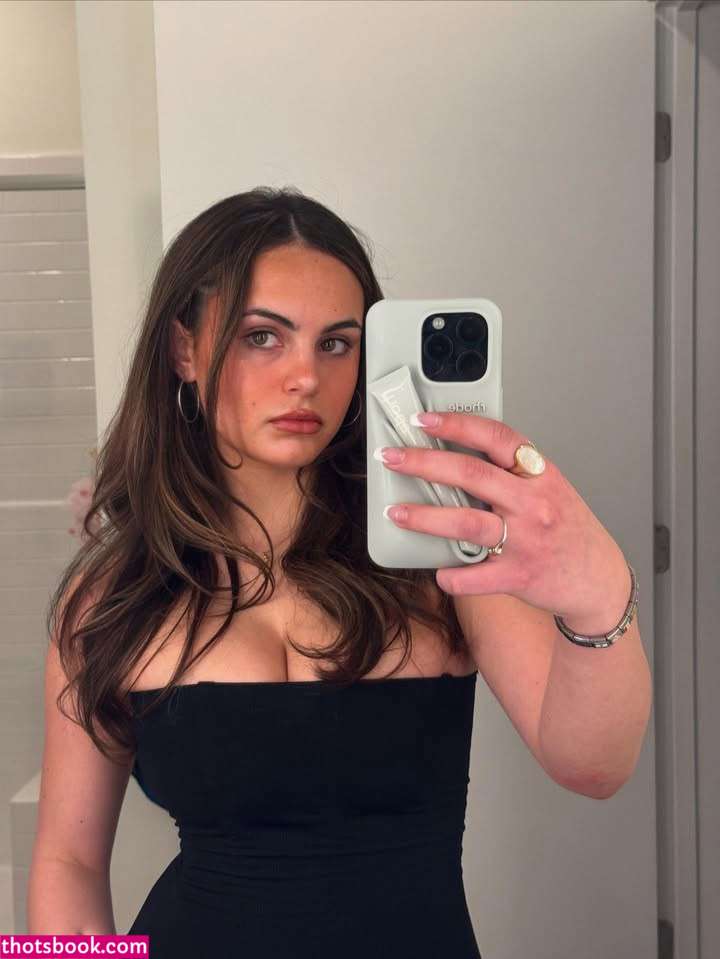 Sarabella Harris Photo #108