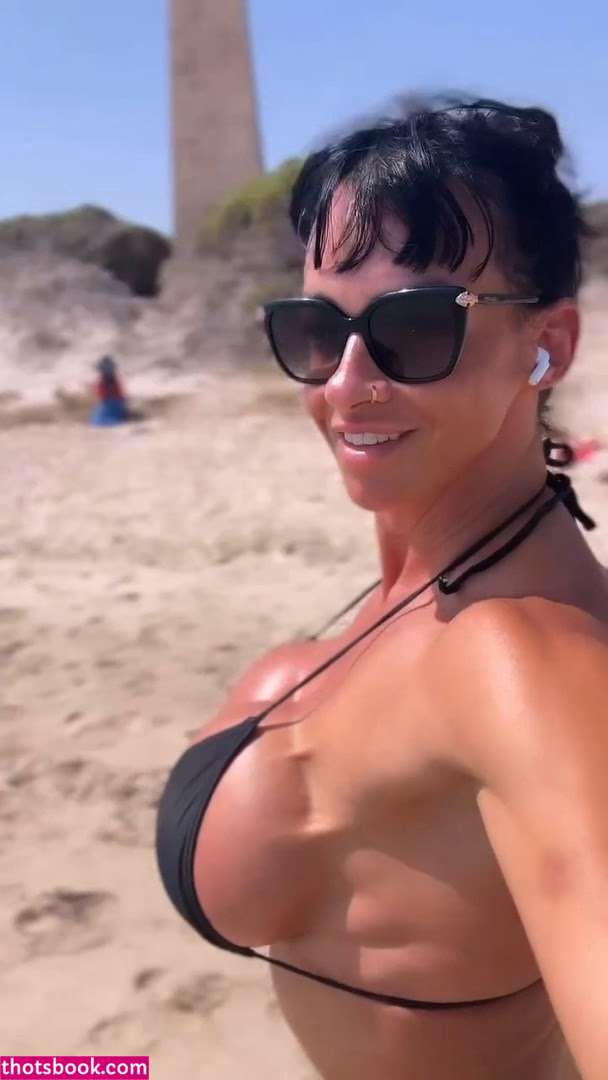 Cindy Landolt Photo #162