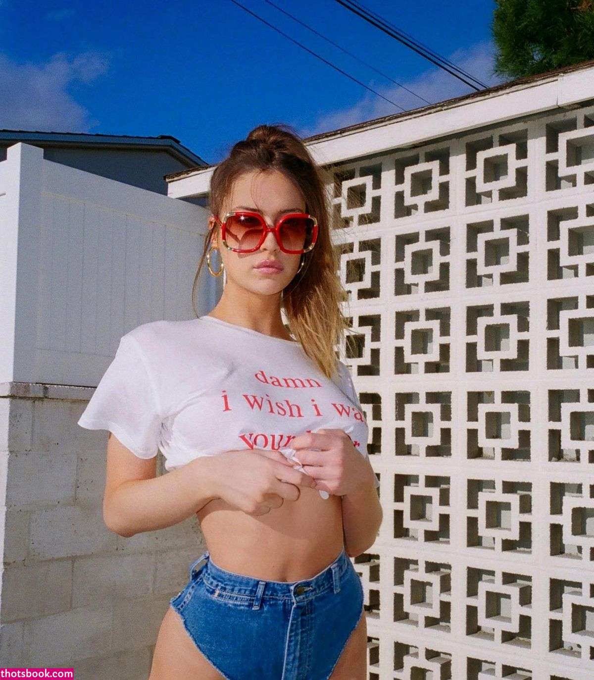 Elsie Hewitt Photo #139