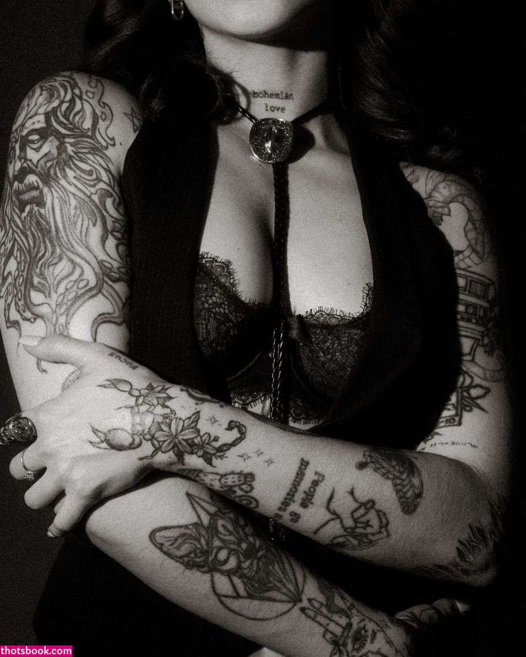 Horngryland Sha Photo #19