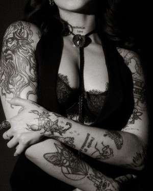 Horngryland Sha Photo #19