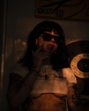 Horngryland Sha Photo #21