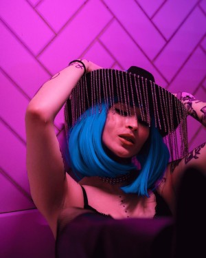 Horngryland Sha Photo #27