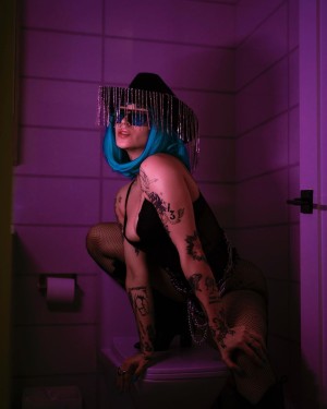 Horngryland Sha Photo #33