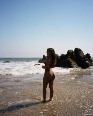 Julia Kelly Photo #84