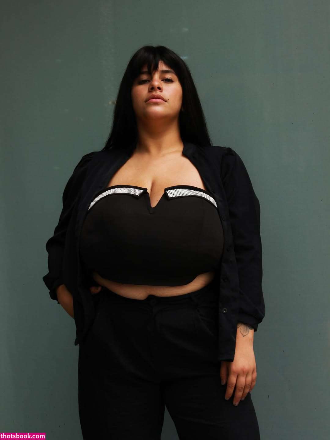 unoresident1191k Photo #115