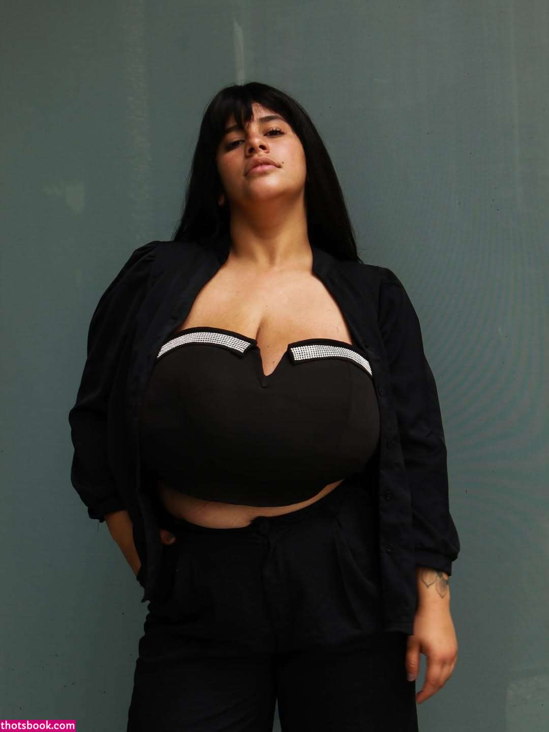 unoresident1191k Photo #117