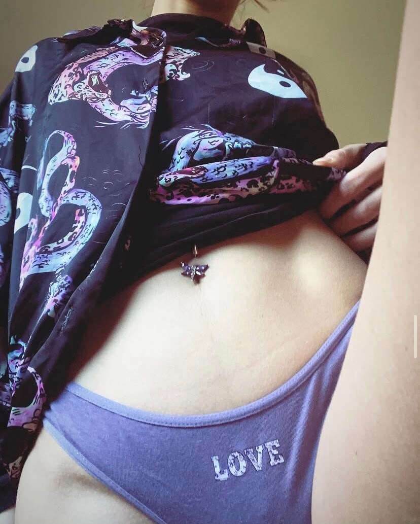 Ronni Mac Photo #12