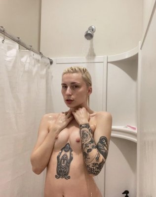 Cherry Wilder Photo #3