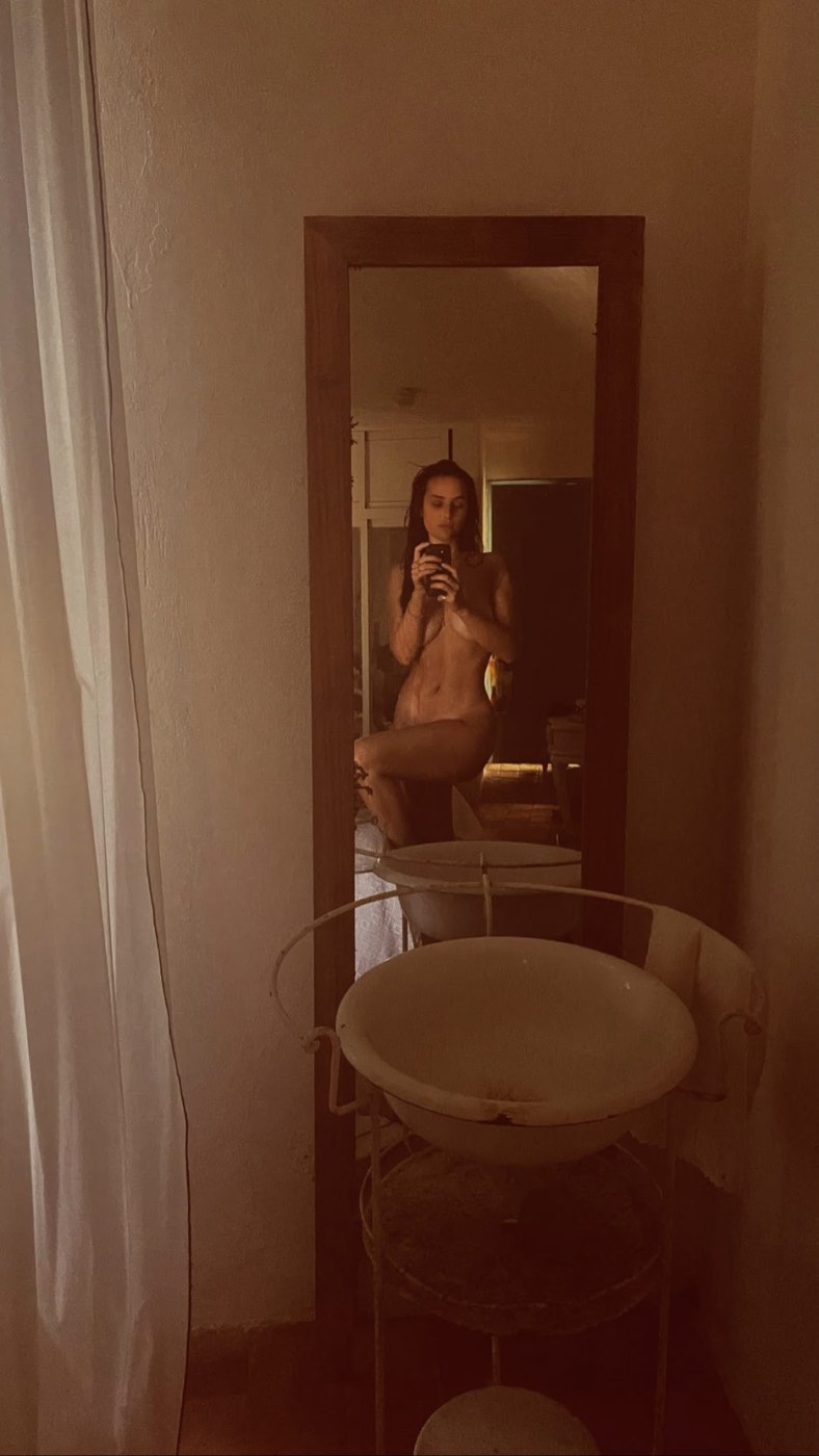 Helena Coelho Photo #3
